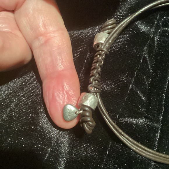 Fossil leather bracelet with silver tone metal and crystal beads - Picture 3 of 5